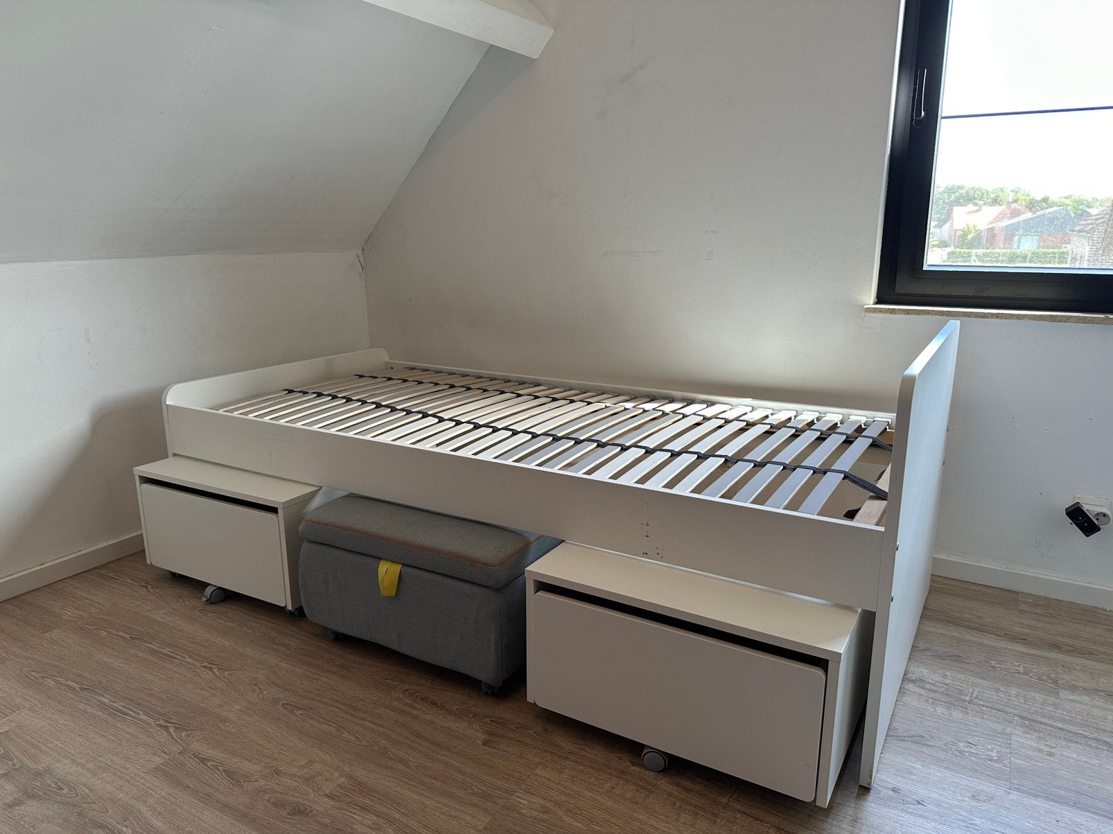 1 persoonsbed met lades, Huis en Inrichting, Slaapkamer | Bedden, Ophalen, Gebruikt, 90 cm, Eenpersoons
