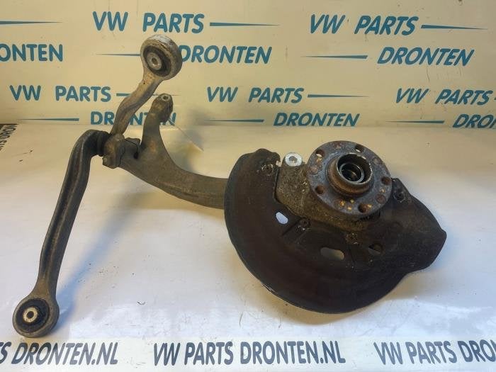 Joint avant gauche d'un Audi A8, -, 3 mois de garantie, Audi, Utilisé