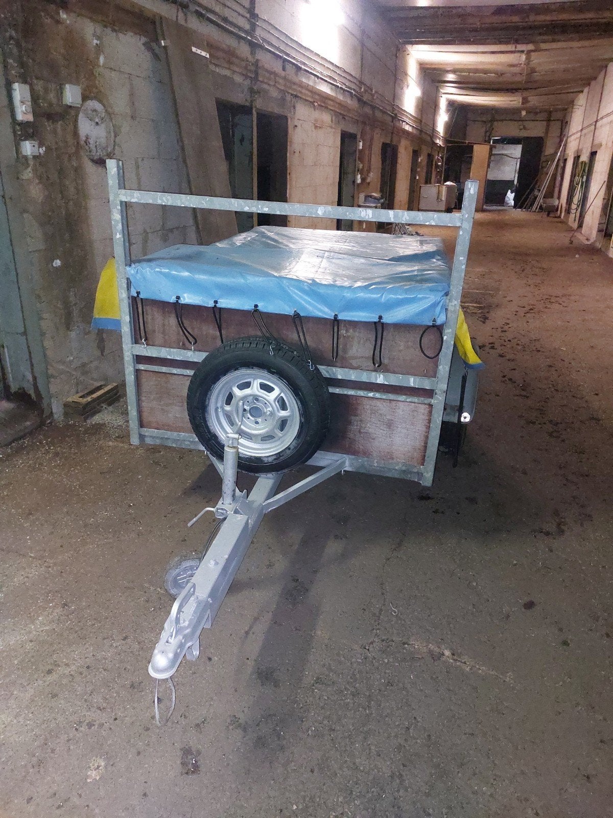 aanhangwagen te koop voor vismateriaal te vervoeren, Watersport en Boten, Ophalen, Gebruikt