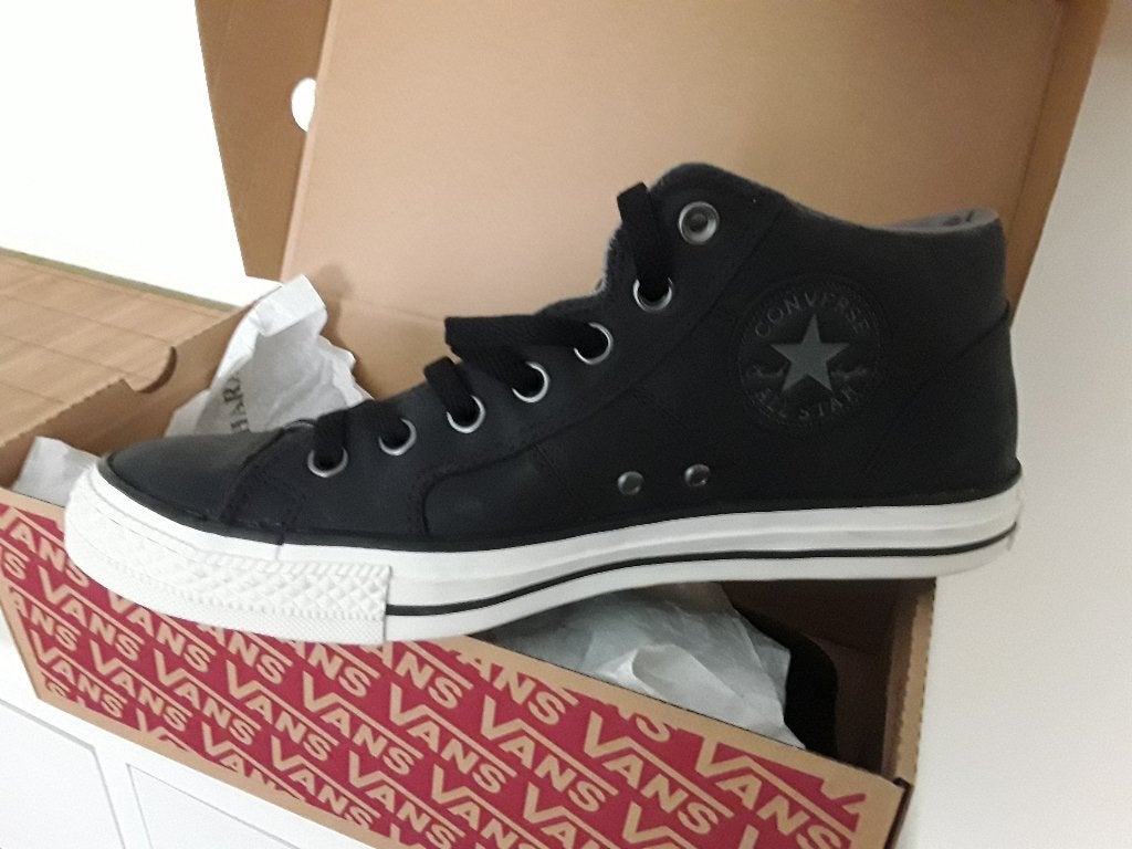 Baskets  hautes noires all stars, Vêtements | Hommes, Chaussures, Enlèvement, Baskets