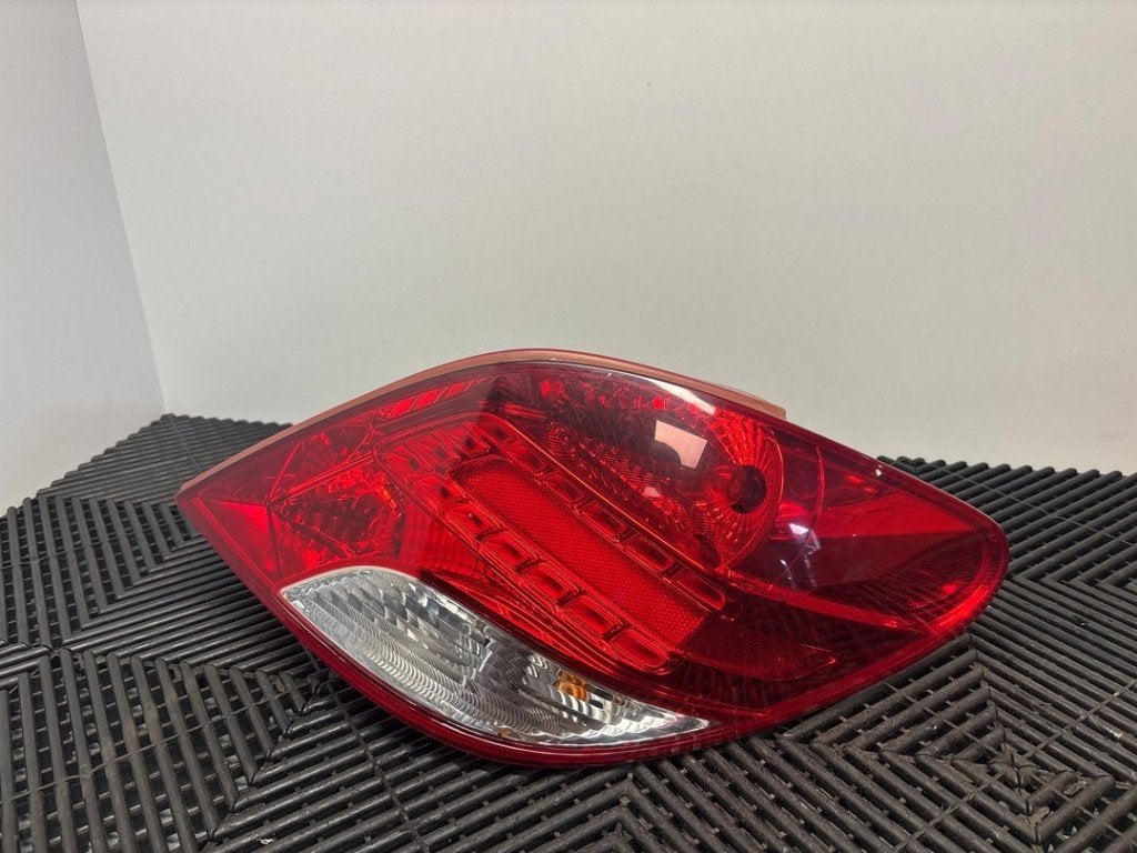 FEU ARRIÈRE DROIT Peugeot 207 / 207+ (WA / WC / WM), Kontakt-peugeot@peugeot.com, Utilisé, Peugeot Deutschland GmbH, Bahnhofsplatz
65423  Rüsselsheim, DE