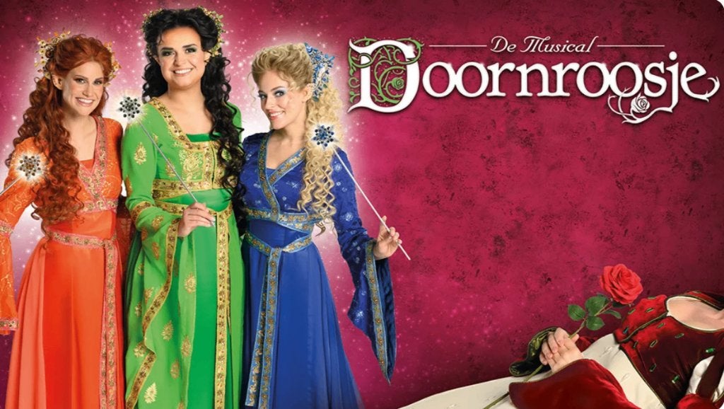 4x Tickets voor Doornroosje de musical met K3 in Plopsa, Tickets en Kaartjes, Drie personen of meer, Augustus