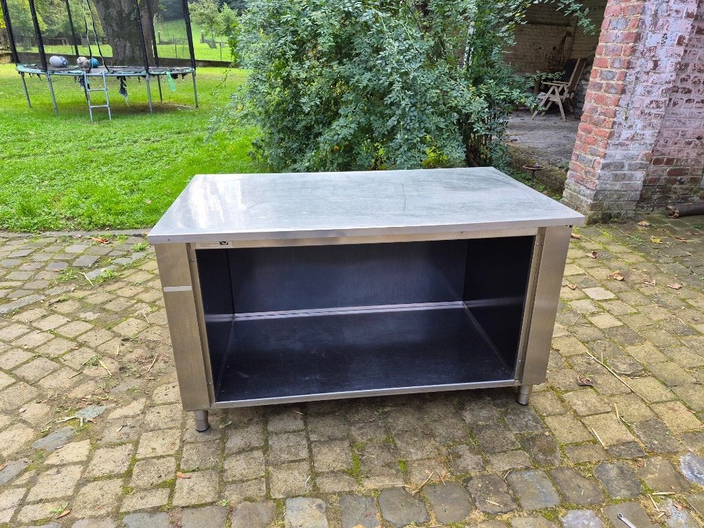 Table inox professionnelle, Enlèvement