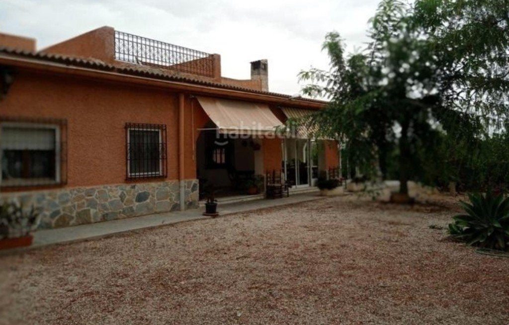 CCM010 - Propriété bifamiliale sur 11 800 m², Immo, 6 pièces, Maison d'habitation, Campagne, 380 m²