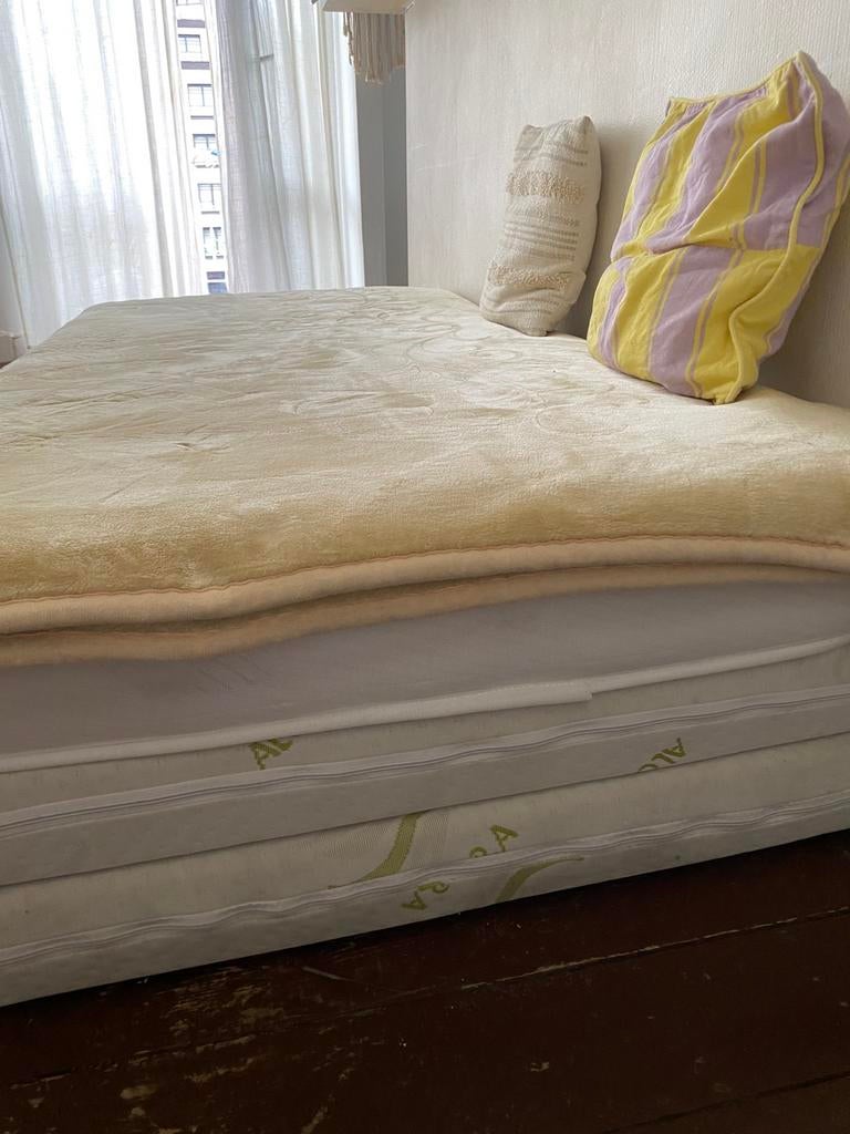 3 matelas à donner, Ophalen, Gebruikt