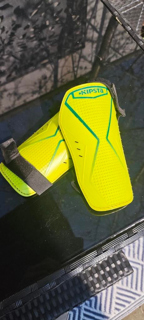 Voetbal materiaal, Ophalen