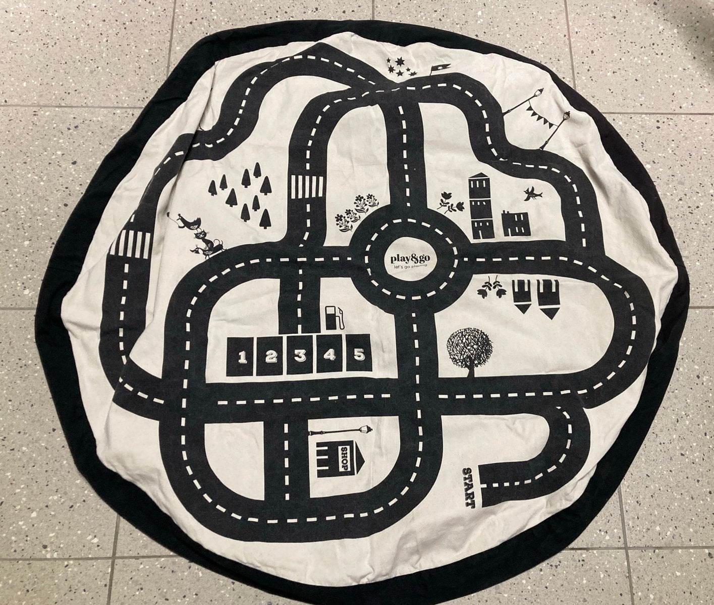 Speelmat en opbergzak met autobaan, Ophalen, Zo goed als nieuw