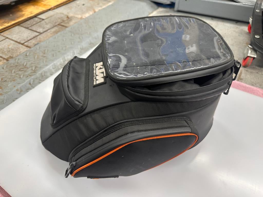 Sacoche de réservoir Ktm Super Adventure, Motos, Enlèvement ou Envoi, Comme neuf