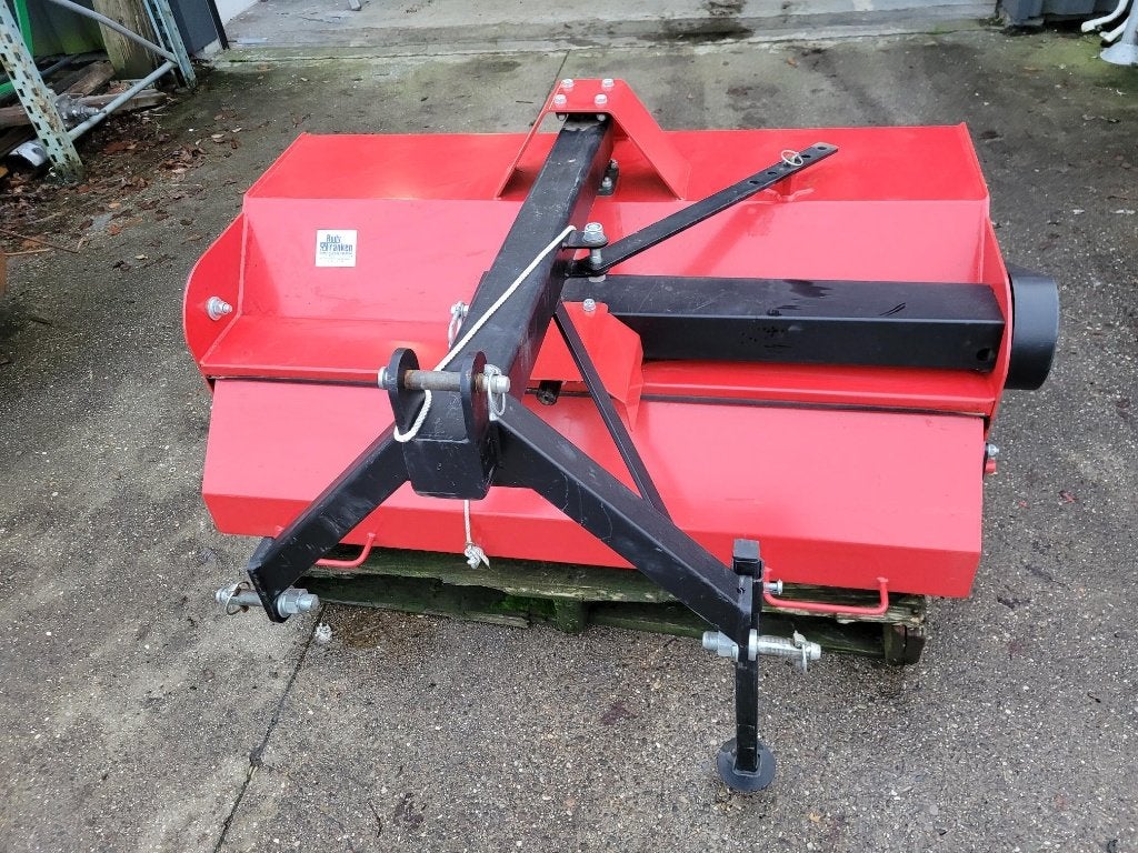 veegmachine 1.25 mtr met cardan en opvangbak, Doe-het-zelf en Bouw, Reinigingsmachines, Ophalen, Gebruikt