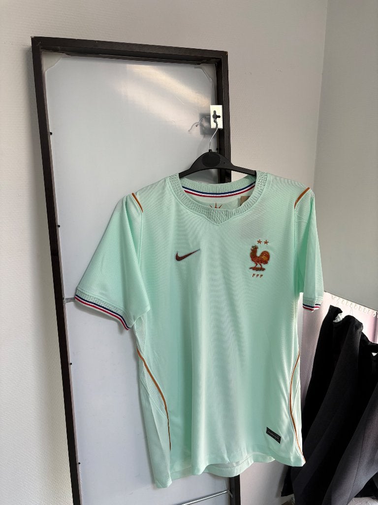 Maillot équipe de France extérieur 2026, Taille M, Enlèvement ou Envoi, Neuf, Maillot
