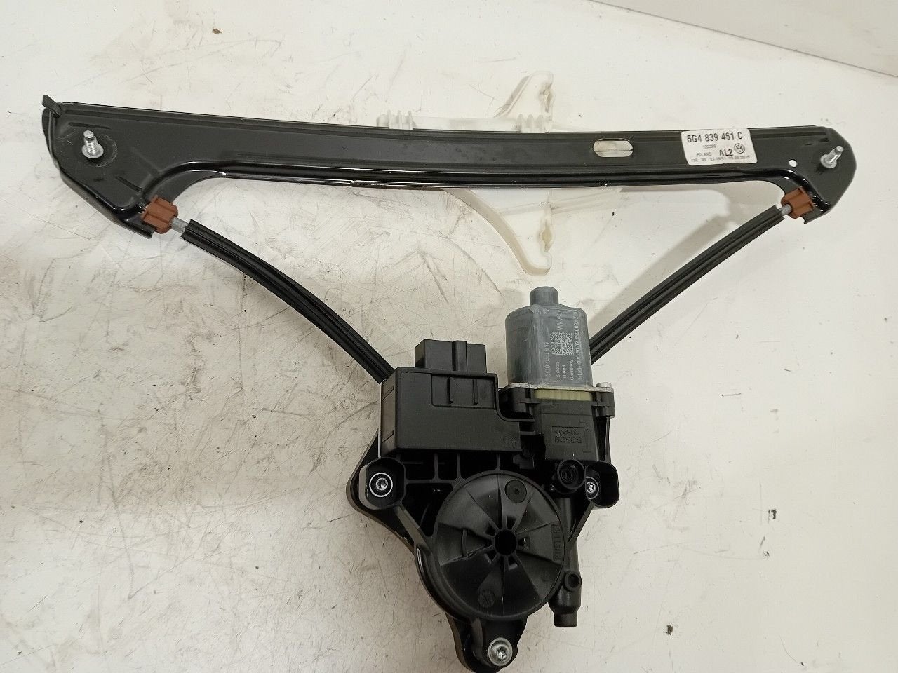 Raammechaniek elektrisch links achter Volkswagen Golf, Onderdelen@venauto.nl, Van der Ven Autorecycling B.V., Ettenseweg 76, 4706 PB Roosendaal, The Netherlands
