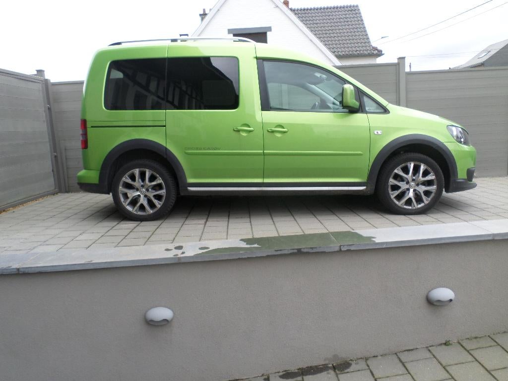 VW Caddy Cross, Auto's, Volkswagen, Particulier, Caddy Combi, ABS, Achteruitrijcamera, Airbags, Airconditioning, Apple Carplay