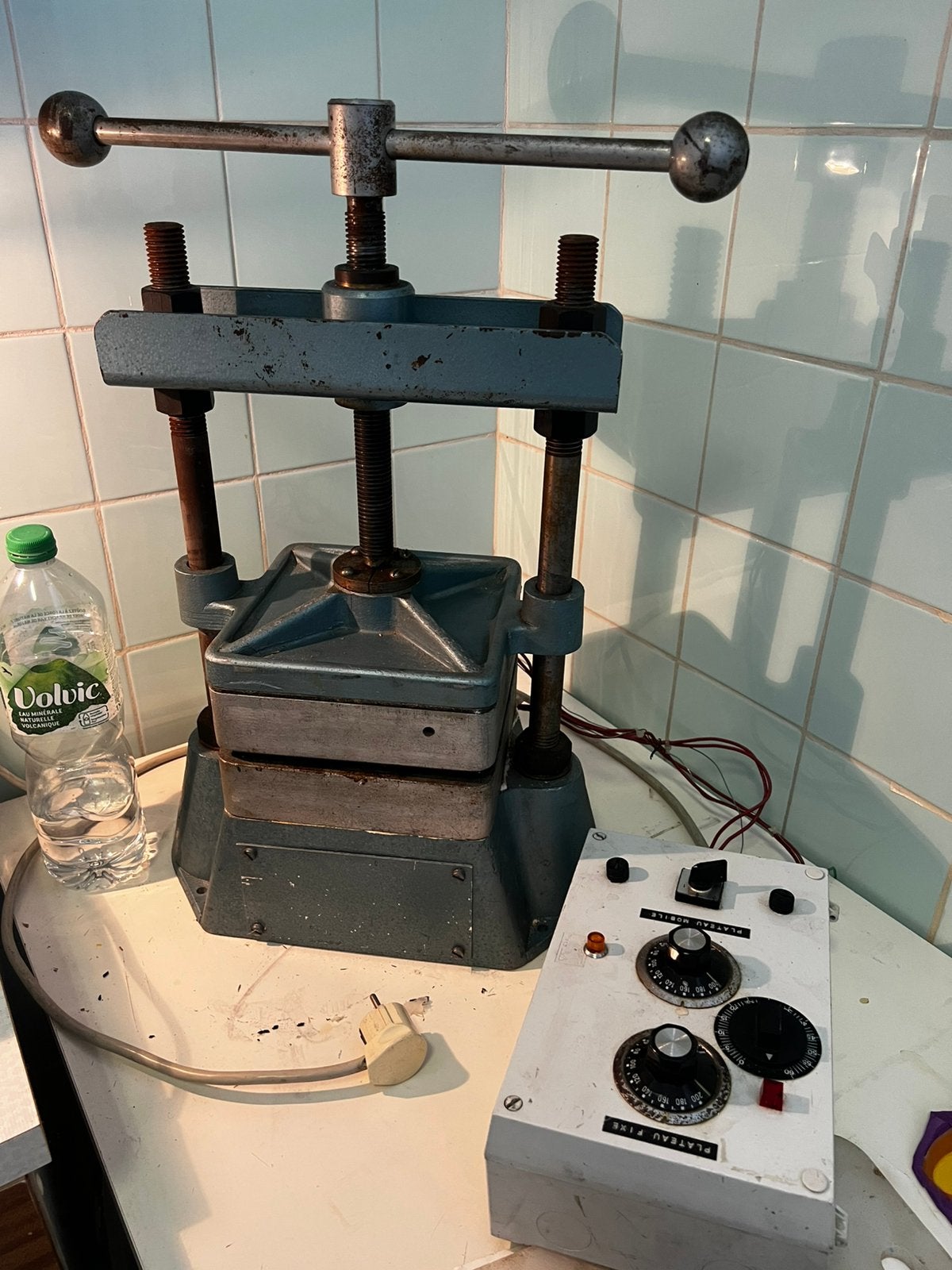 Petite presse 20x20 chauffe jusqu'à 180 degréd, Bricolage & Construction, Enlèvement, Comme neuf