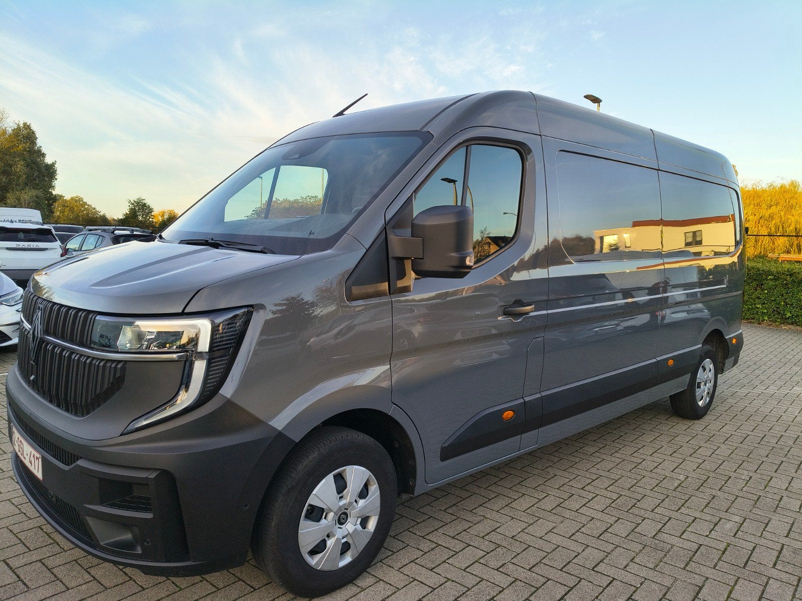 Renault Master L3H2 handelaar, Voorwielaandrijving, Stof, Renault, Grijs