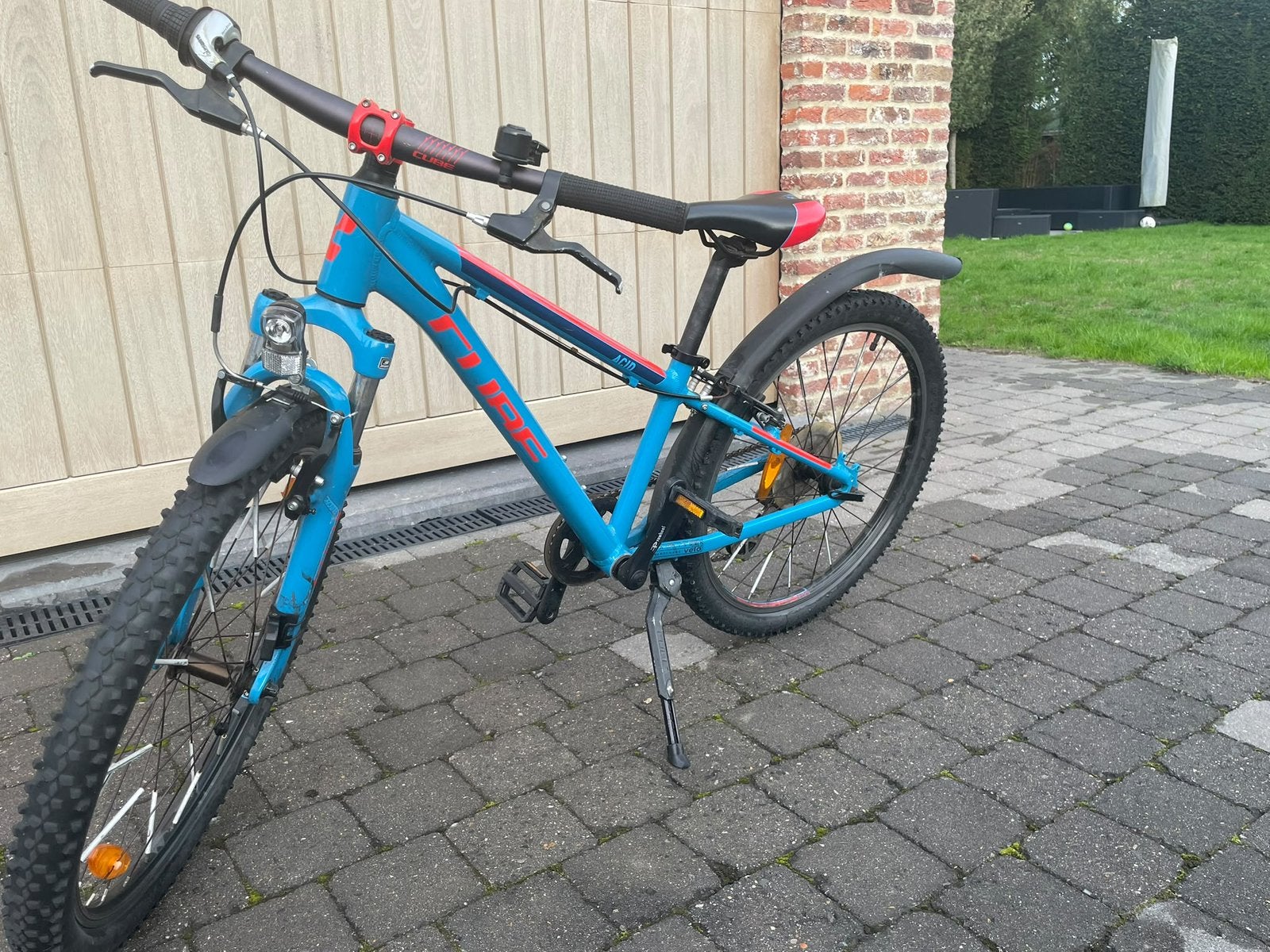 Cube fiets kinderen van 7 tot 10 jaar, Fietsen en Brommers, Ophalen, Gebruikt, Velgrem, 20 inch of meer