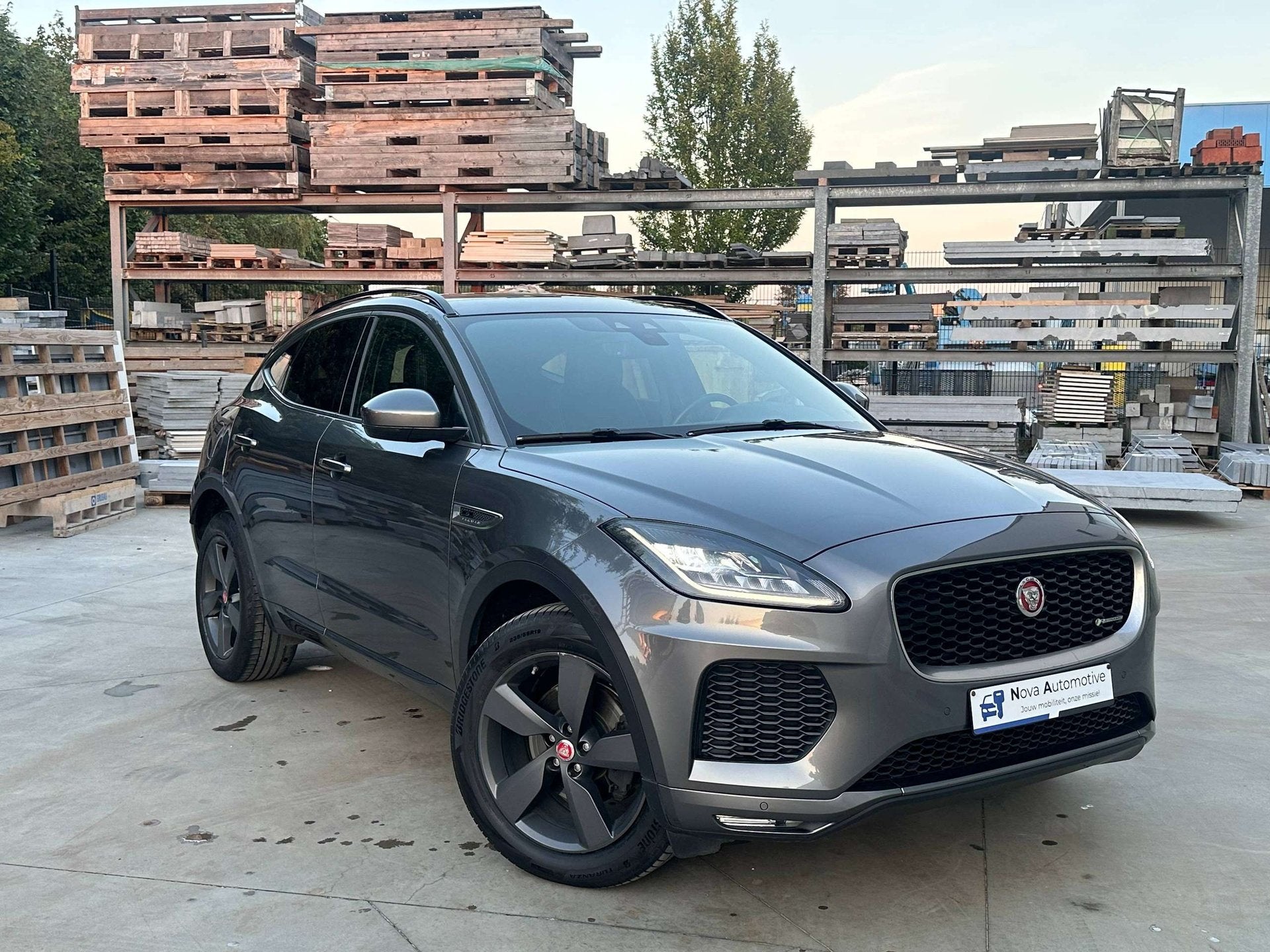 Jaguar E-Pace E-Pace 2.0 D AWD R-Dynamic S (EU6.2), Autos, Argent ou Gris, Achat, Entreprise, Noir
