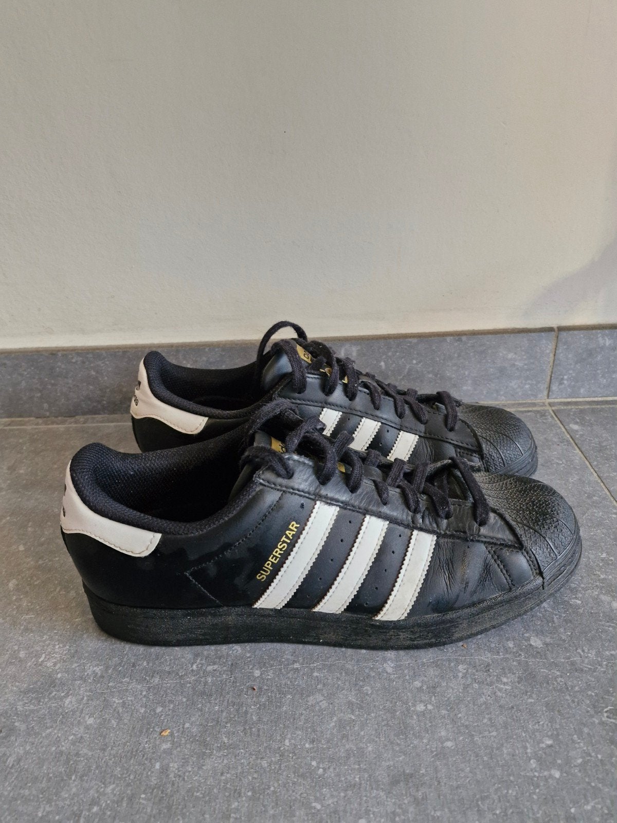 Adidas Superstar, Ophalen, Zwart