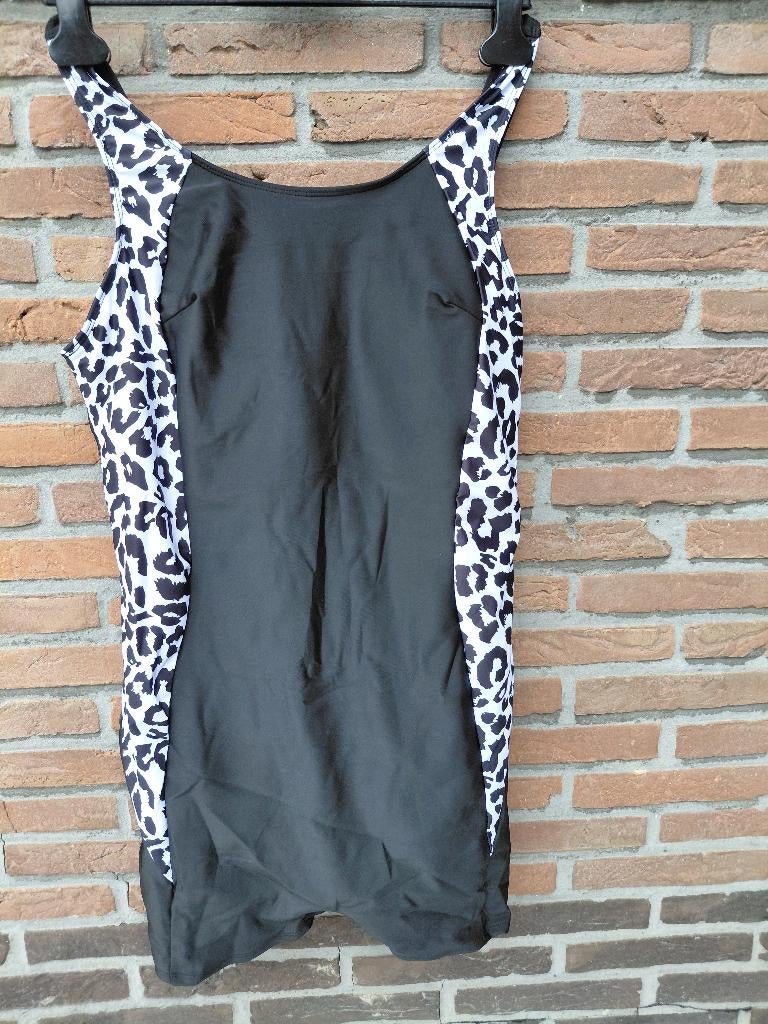 Zwart badpak met shaping details & Panterprint - 3XL - nieuw, Kleding | Dames, Badmode en Zwemkleding, Nieuw, Badpak, Zwart, Ophalen of Verzenden