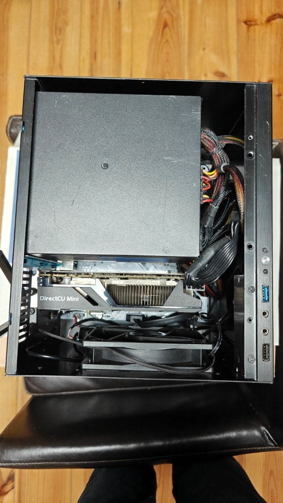 PC de jeu compact - Ryzen 5 | GTX 970 | 16 Go de RAM | Wi-Fi, Enlèvement ou Envoi, Virtual Reality, 3 à 4 Ghz, Custom build