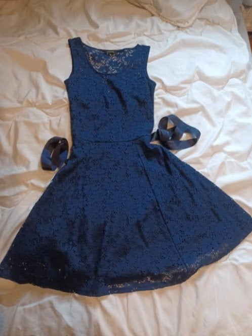 Morgan, sublime robe en dentelle taille XS, Enlèvement ou Envoi