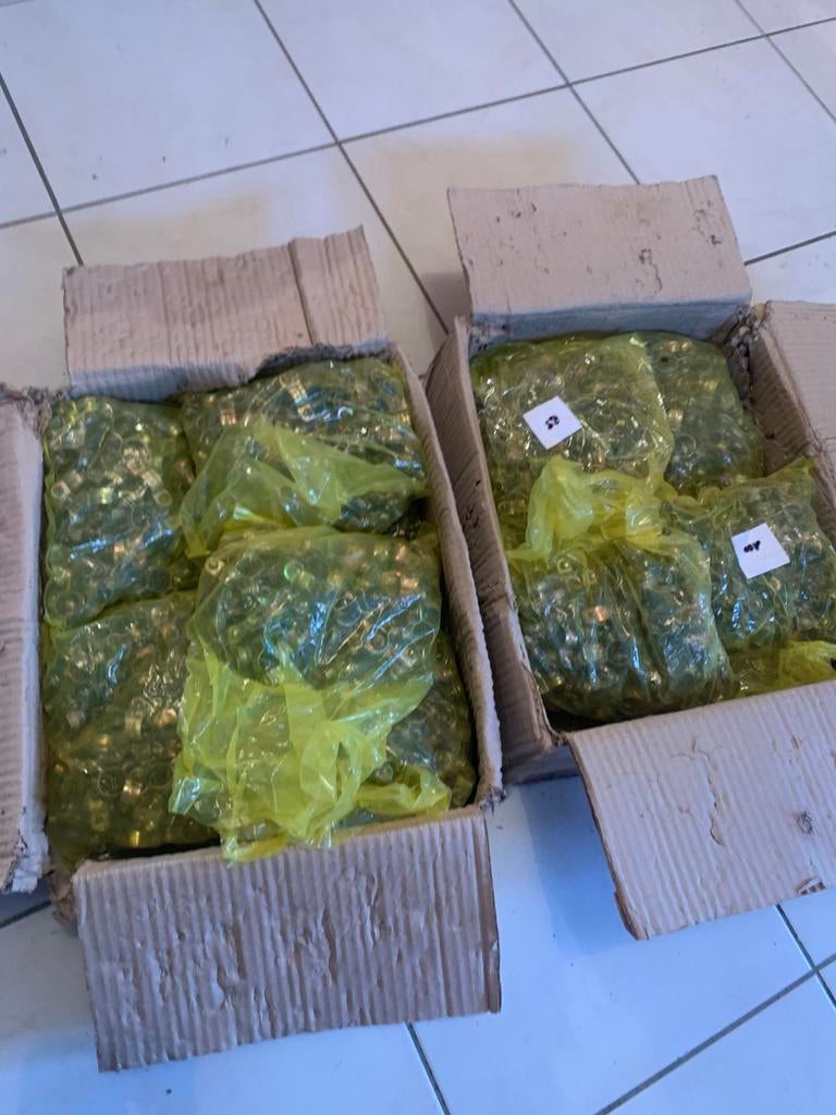 lot de 1800 colliers de serrage plombelec single D18, Enlèvement