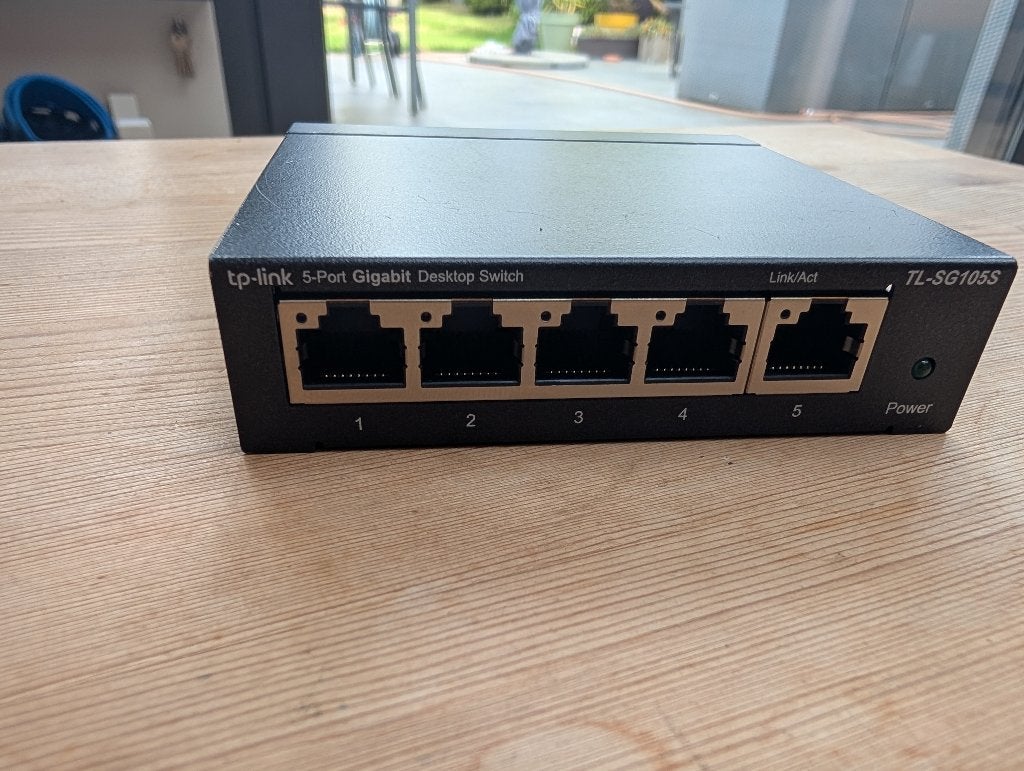 TP-Link TL-SG105S, Enlèvement ou Envoi, Comme neuf