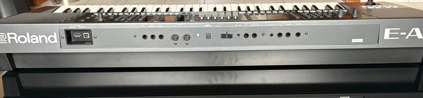 Clavier arrangeur Roland E-A7 — très bon état, Musique & Instruments, Enlèvement, Comme neuf, 61 touches, Roland