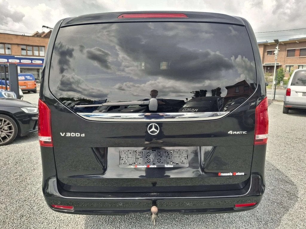 Mercedes-Benz V-Class 300 (bj 2021), Auto's, Automaat, 174 kW, Gebruikt, Zwart
