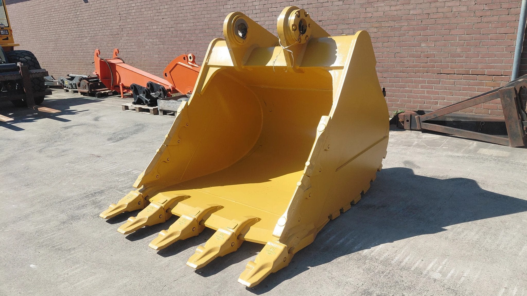 Caterpillar 345 349 352 374 bucket / UB VB2 link / 3.2m3