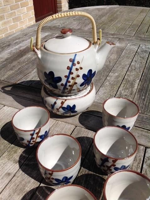 Theeservies in aardewerk, Antiek en Kunst, Ophalen