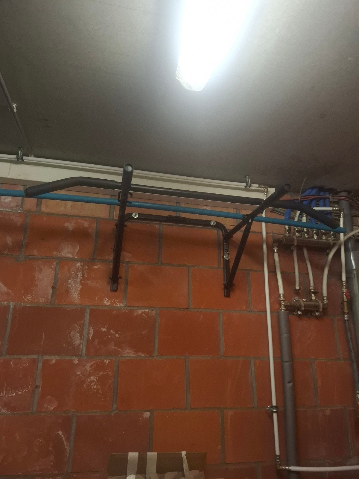 Pull up bar , stevig nieuwstaat, Ophalen