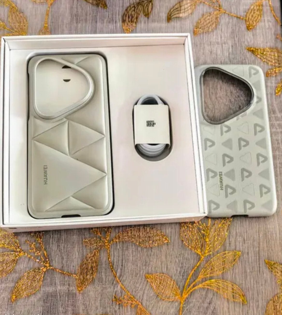 Échange combo Huawei pura 80 ultra + Huawei watch gt 5 46mm, Enlèvement
