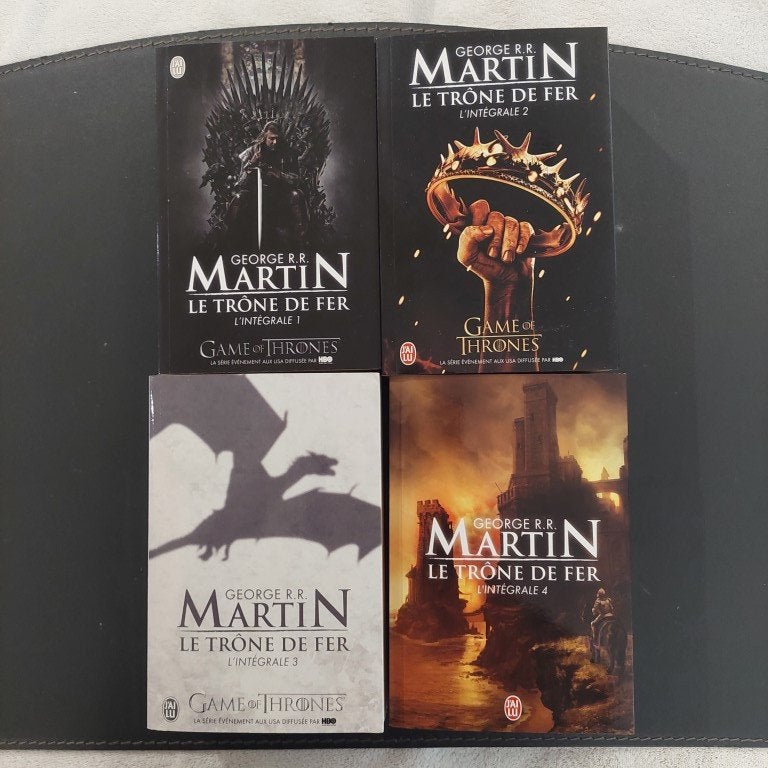 integrales 1 à 4 le Trone de Fer - Martin - plus de 4000 pgs, Livres, Enlèvement ou Envoi, Comme neuf