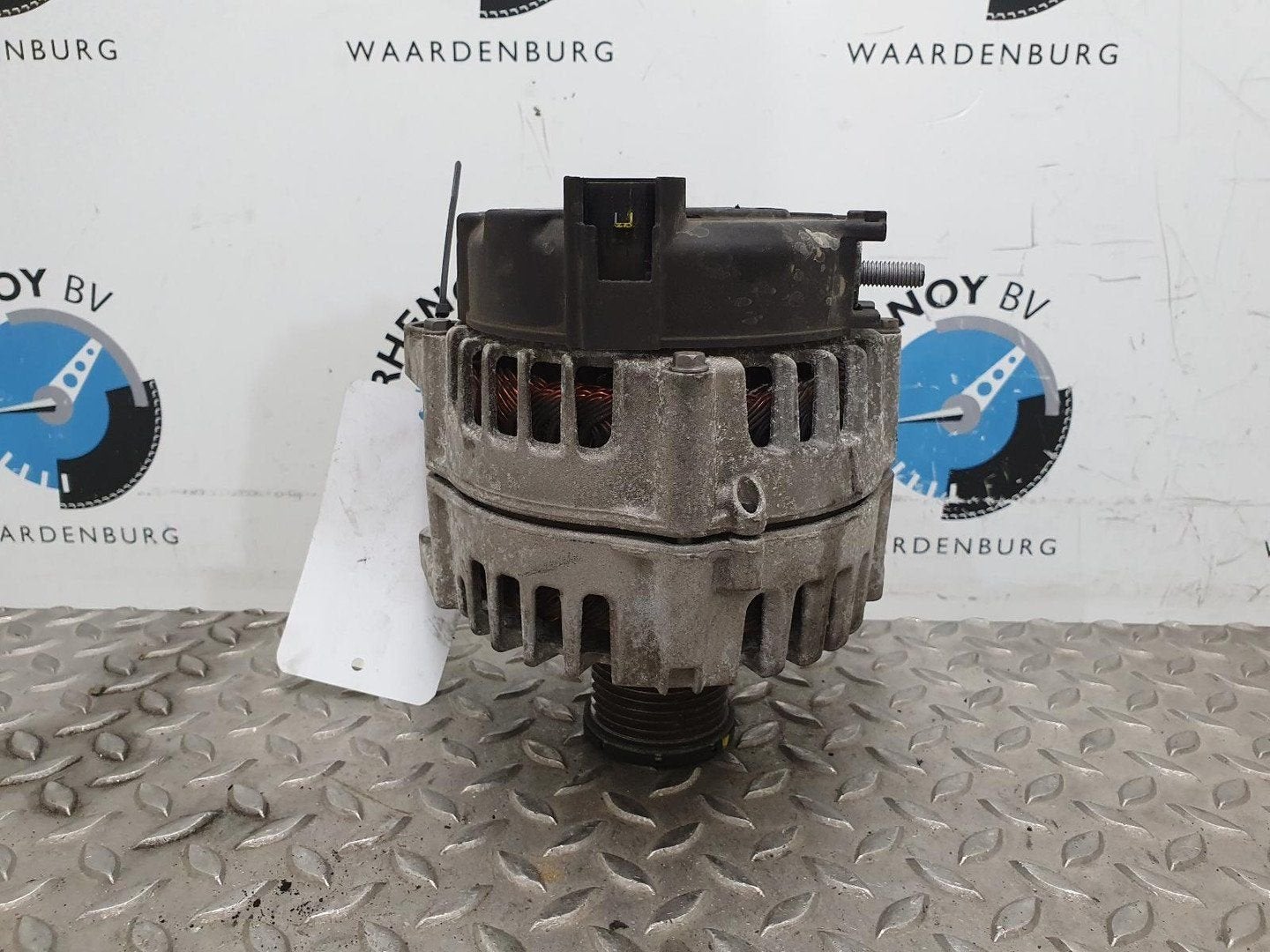 MERCEDES C-CLASS DYNAMO 2017, Ophalen of Verzenden, Gebruikt, ARN erkend