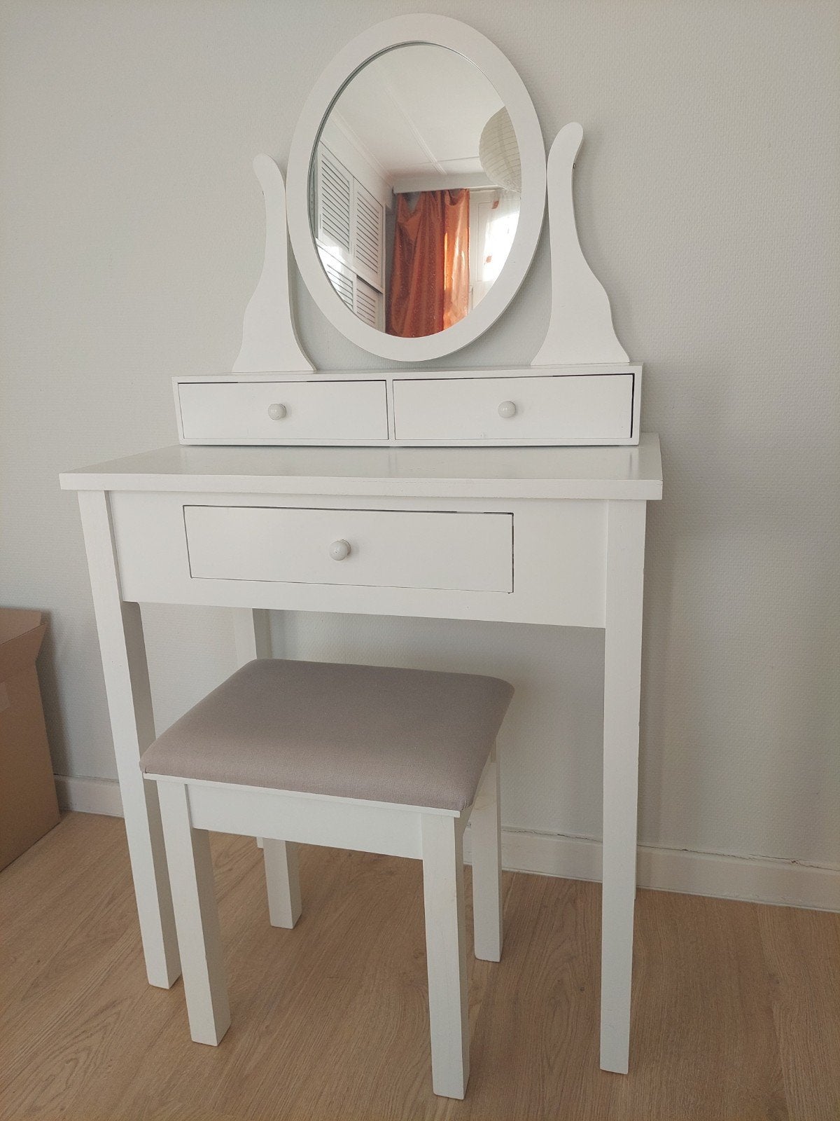 Coiffeuse avec miroir et chaise à vendre, Enlèvement