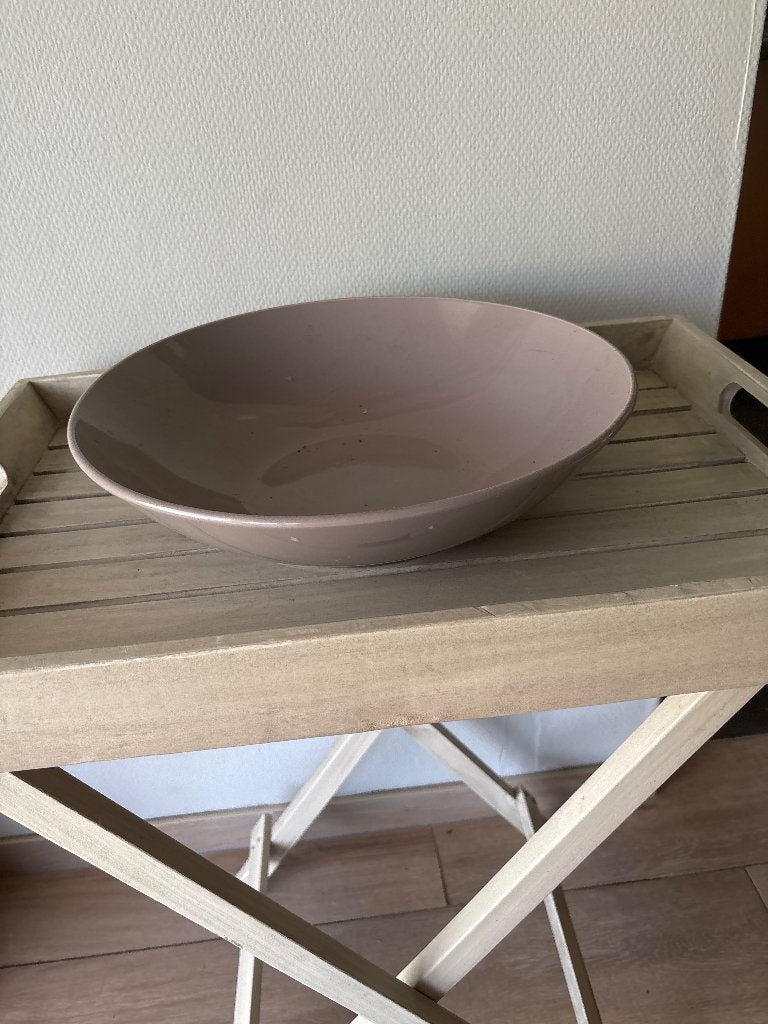 Decoratieve bruine schaal, Ophalen