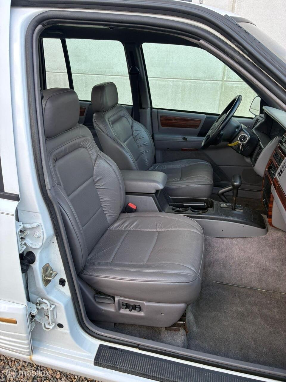 Jeep Grand Cherokee 4.0i 4 WD BARNFIND / SCHUURVONDST, foto 6