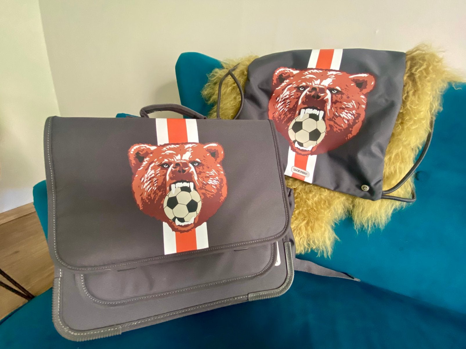 Nouveau sac d'école et sac de sport à vendre, Enlèvement, Neuf, Porte-documents ou Cartable