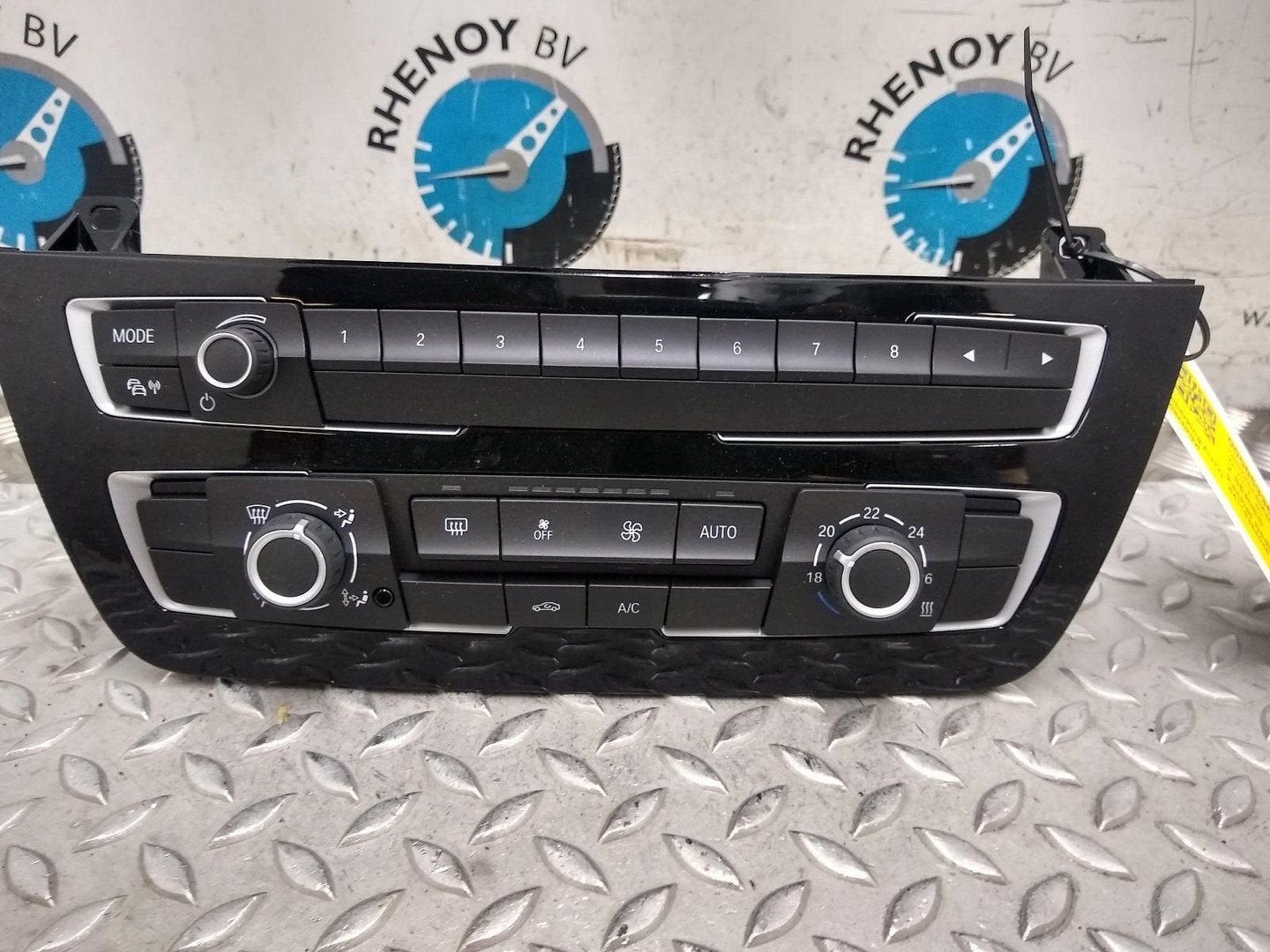 BMW 2 SERIES KACHEL BEDIENINGSPANEEL 9384046, 64119384046, 6, Ophalen of Verzenden, Gebruikt, ARN erkend