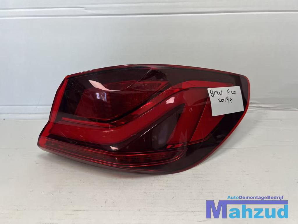 BMW 1 SERIE F40 hatchback Rechts buiten achterlicht 2019+, Petuelring 130
80788  Munich, DE, Info@bmw.de, Utilisé, BMW