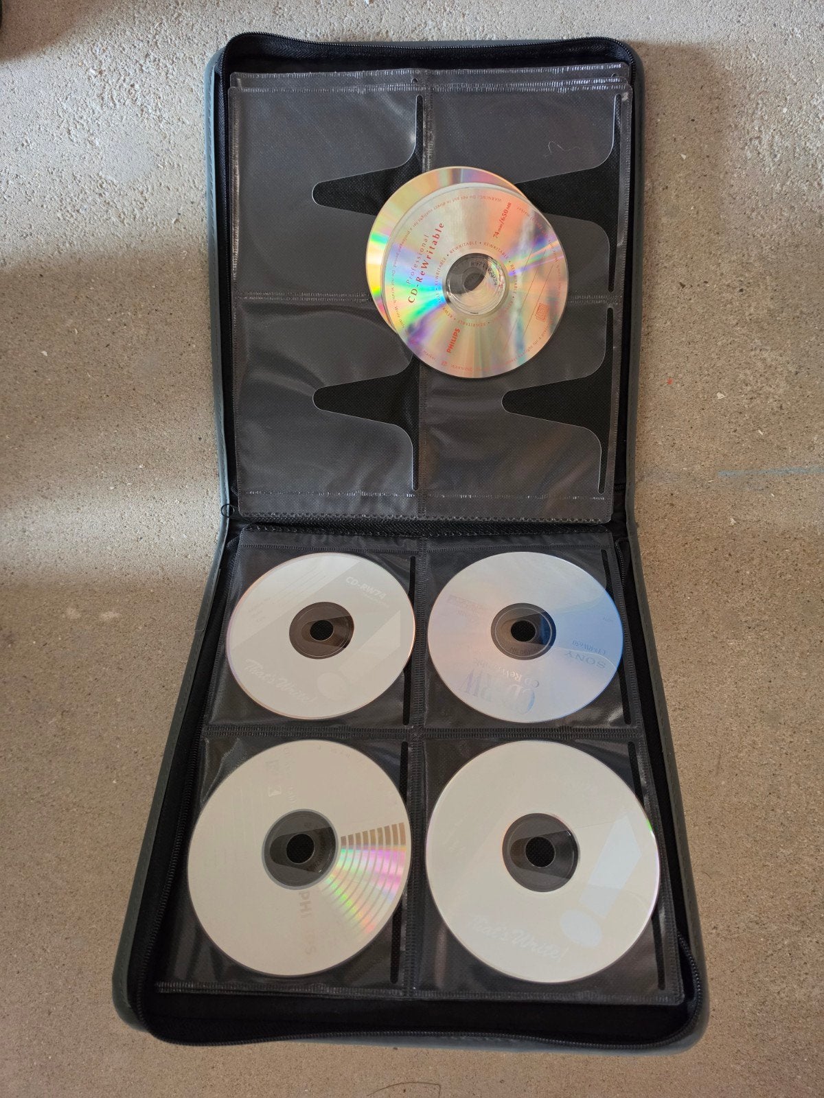 Etui voor cd's of dvd's, Computers en Software, Ophalen, Nieuw, Cd