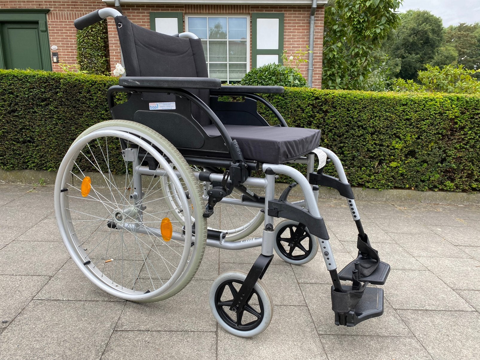 Fauteuil roulante Chaise handicapé léger et facile, Divers, Enlèvement ou Envoi, Comme neuf, Fauteuil roulant électrique