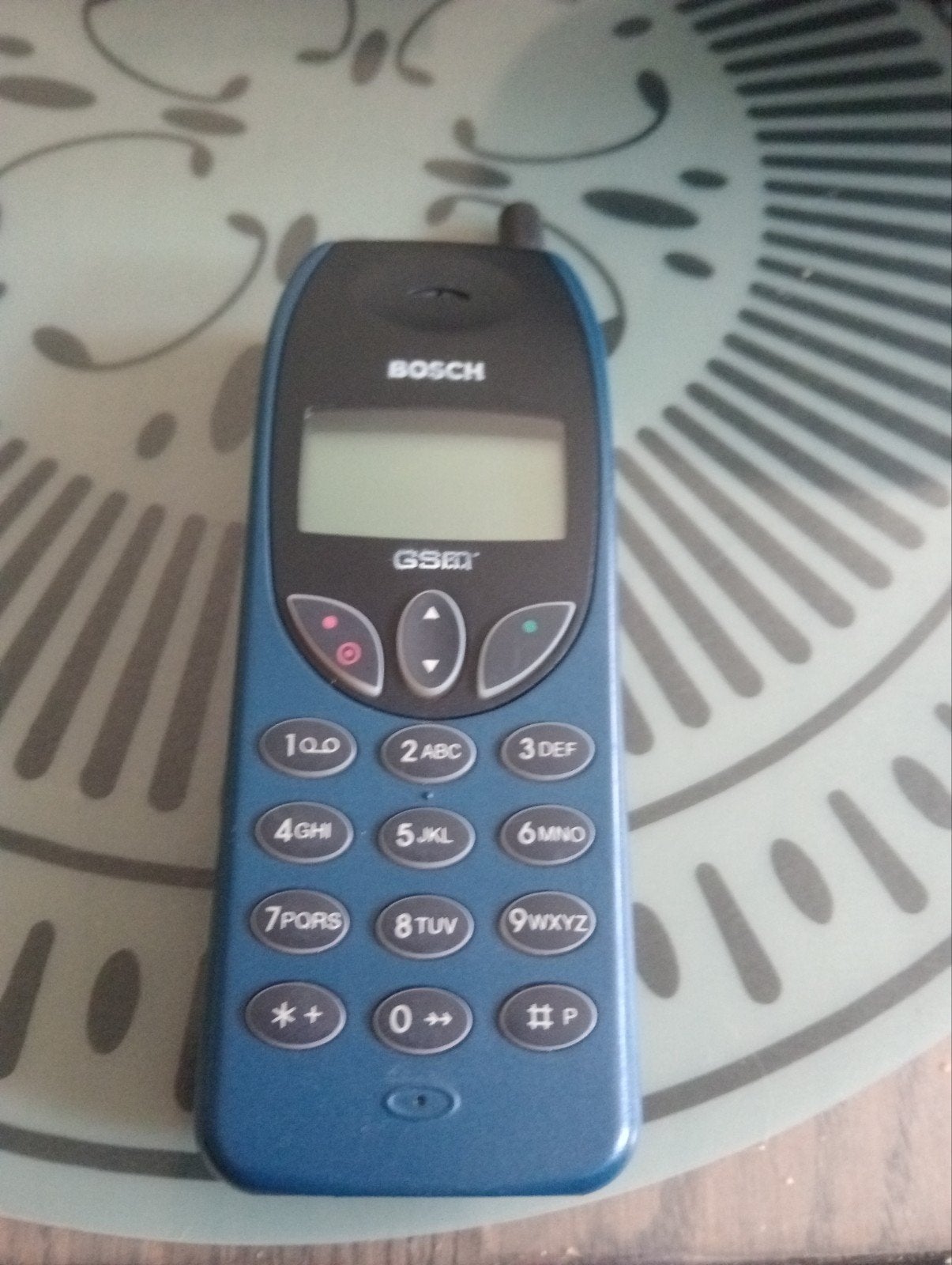 BOSCH GSM 509 DUAL.  VINTAGE MOBILE TELEFOON  JAREN 90, Ophalen of Verzenden, Zo goed als nieuw, Geen camera, Klassiek of Candybar