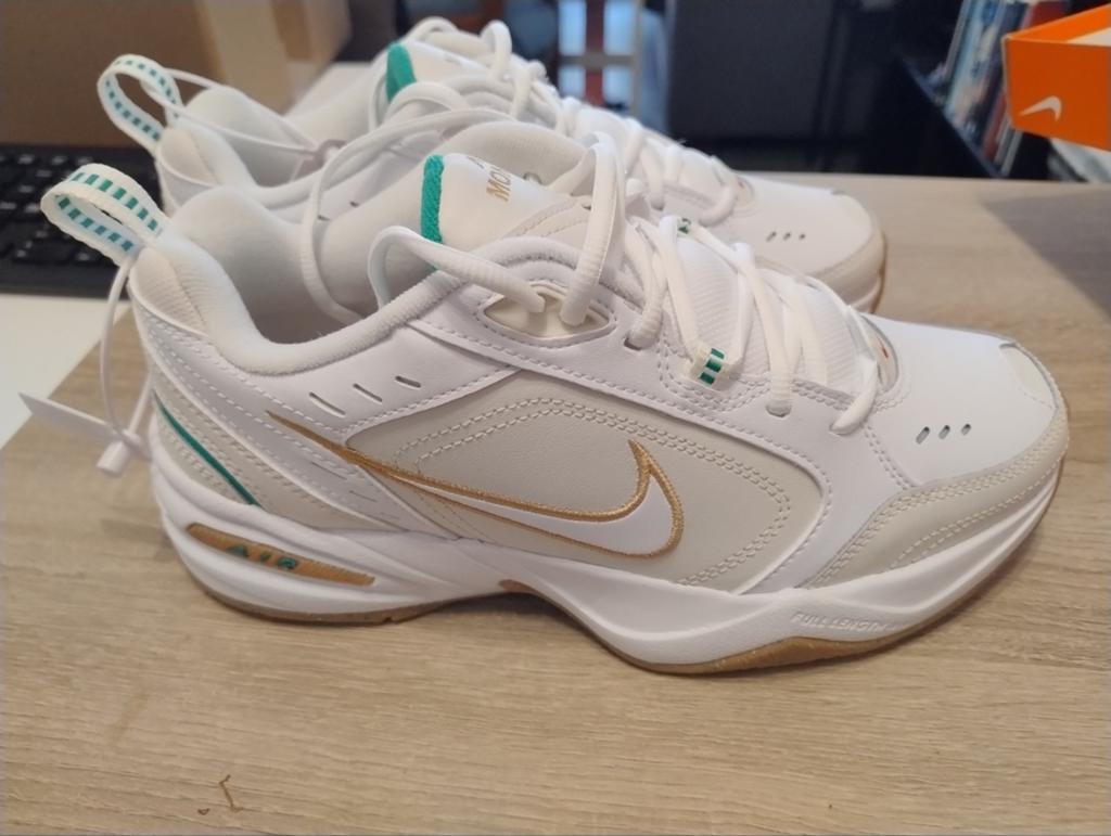 Splinternieuw: Nike Air Monarch IV (wit, groen, goud), Kleding | Heren, Schoenen, Ophalen, Wit, Nike, Nieuw