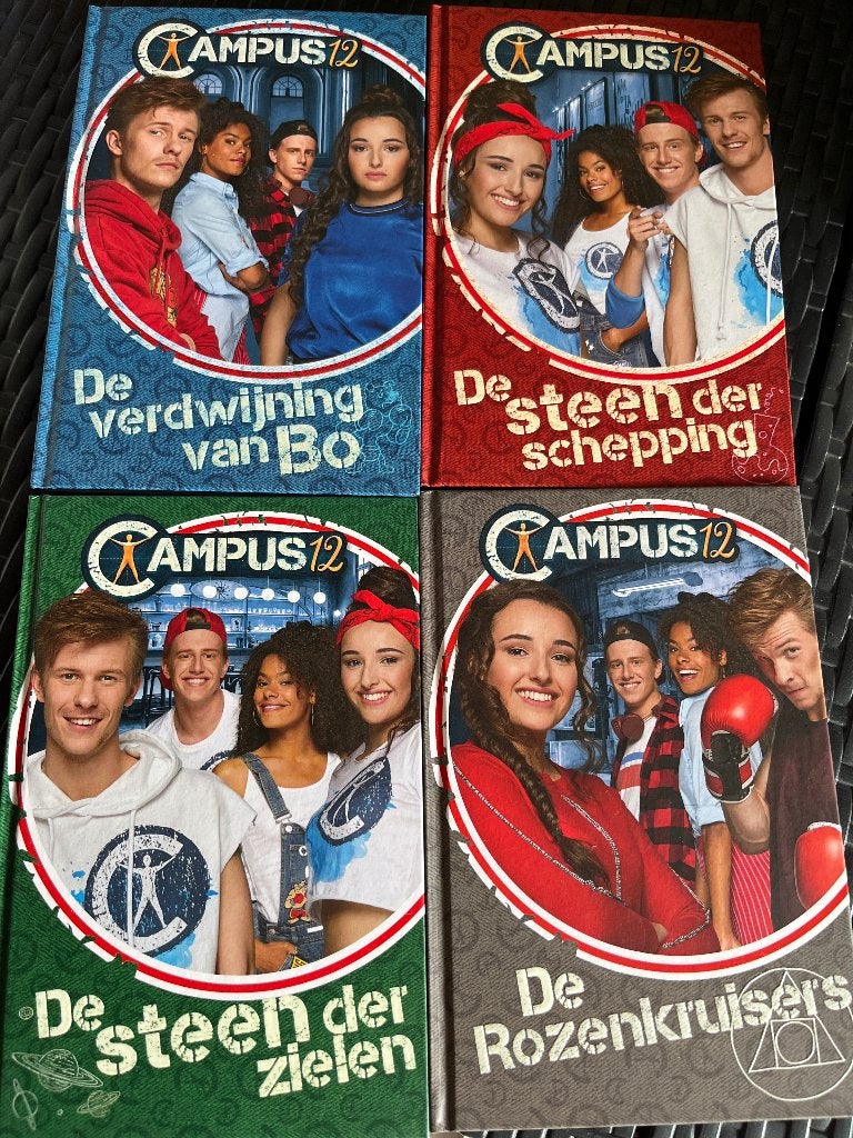 4 boeken campus 12, Ophalen, Zo goed als nieuw