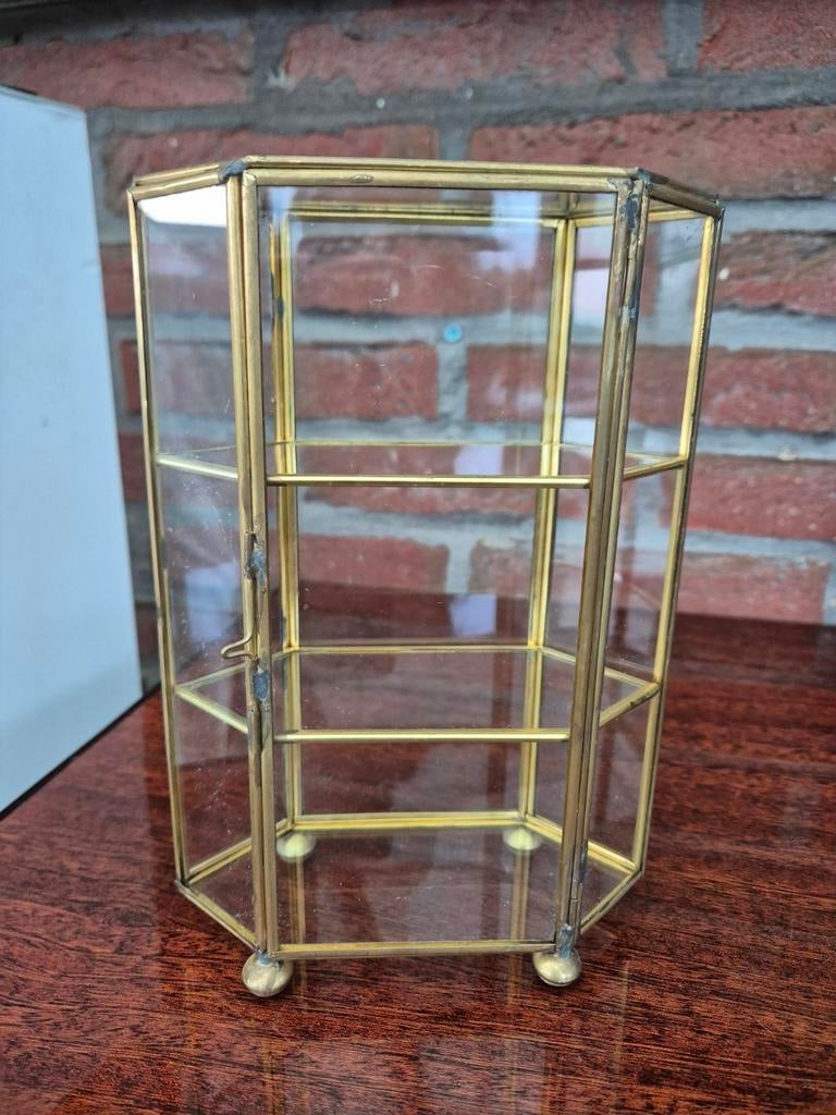 Petite vitrine laiton, Maison & Meubles, Armoires | Vitrines, Enlèvement, Verre