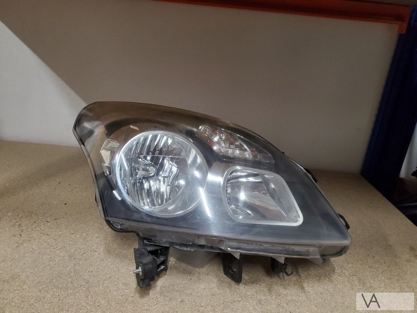 Renault Koleos 2008 - 2014 koplamp rechts zwart binnenwerk, Autos : Pièces & Accessoires, Renault, -, Utilisé, -