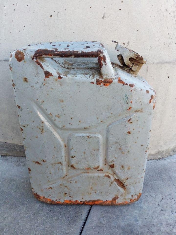 Originele Britse Jerrycan – WO2 – 1944, Ophalen