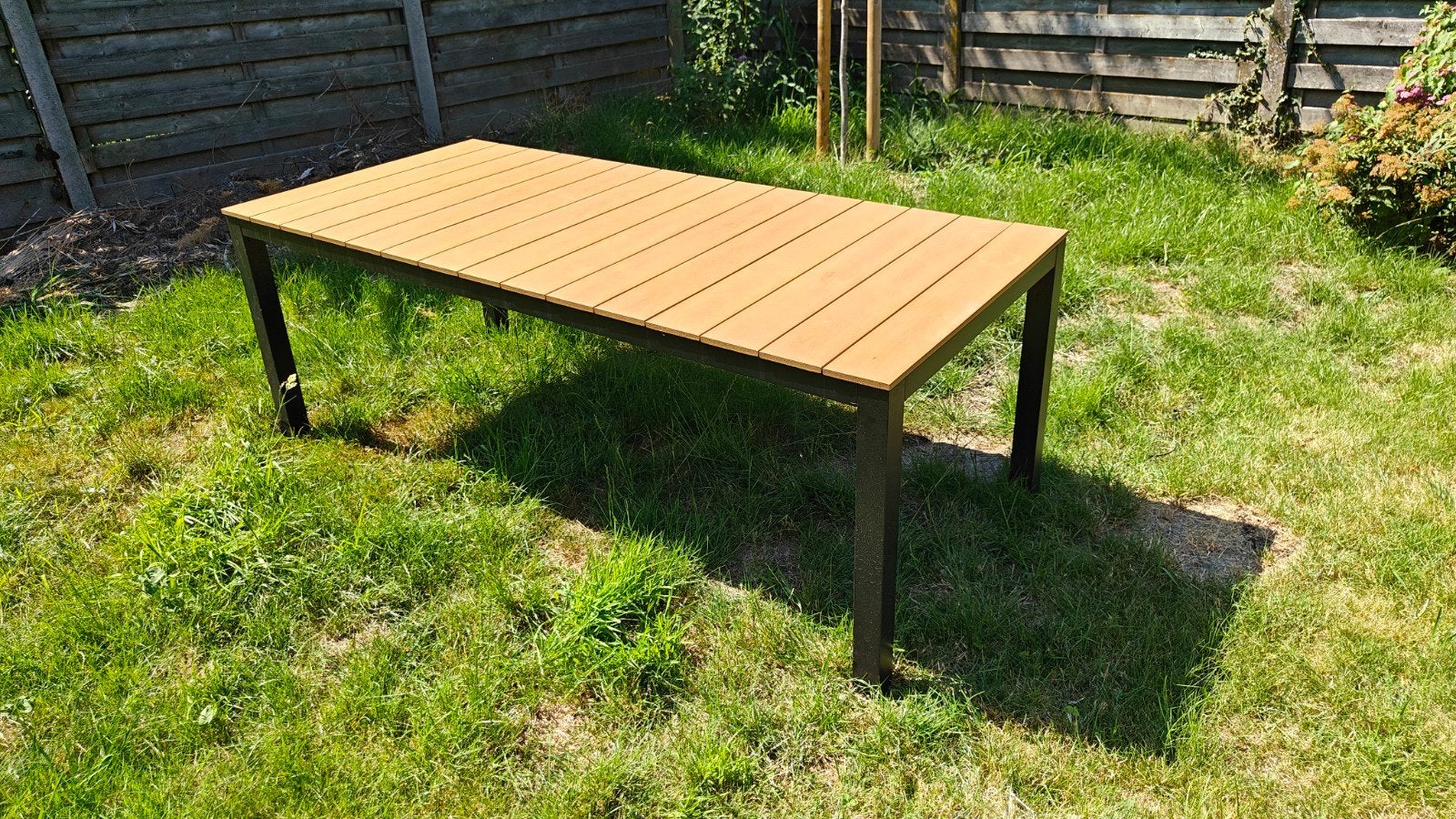 tuintafel exterioo, Ophalen