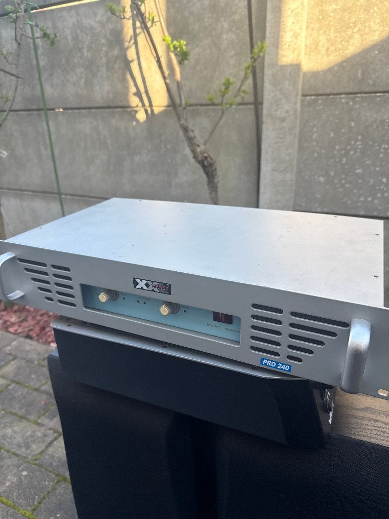 Versterker XXL POWER PRO 240, TV, Hi-fi & Vidéo, Enlèvement
